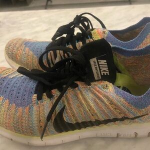 Nike Colorful Flyknit Running Shoes